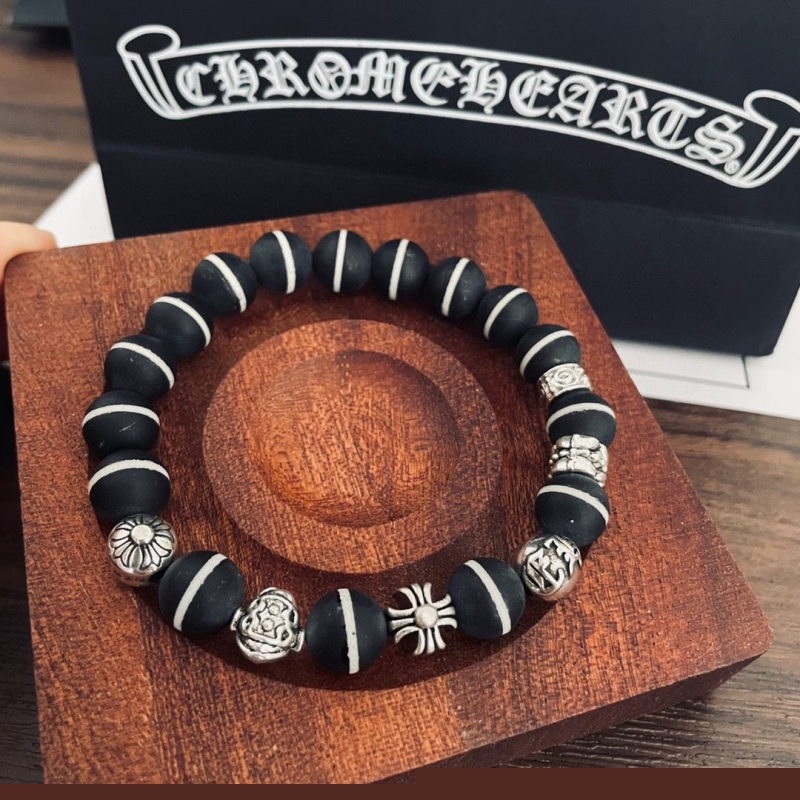 Ch**me He**ts bracelets